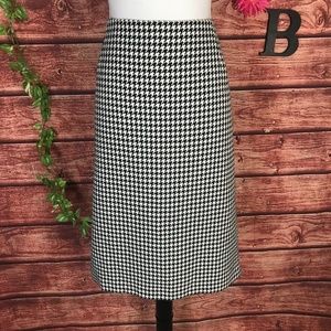 Jones Studio Skirt  22W Black White Hounds Tooth